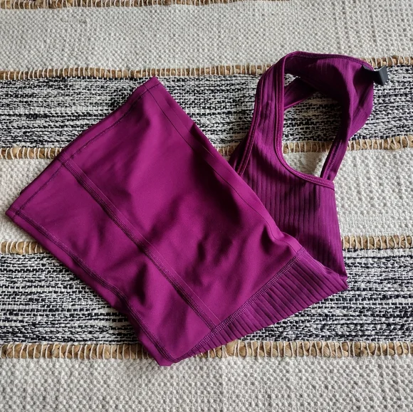 Athleta beautiful maroon top - Picture 6 of 7